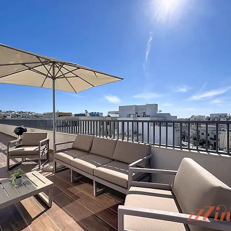 Mosta Couples Retreat - Sunny Rooftop 2br Ta' Mlit